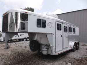 Tips For Those That Own Bison Horse Trailers in Des Moines