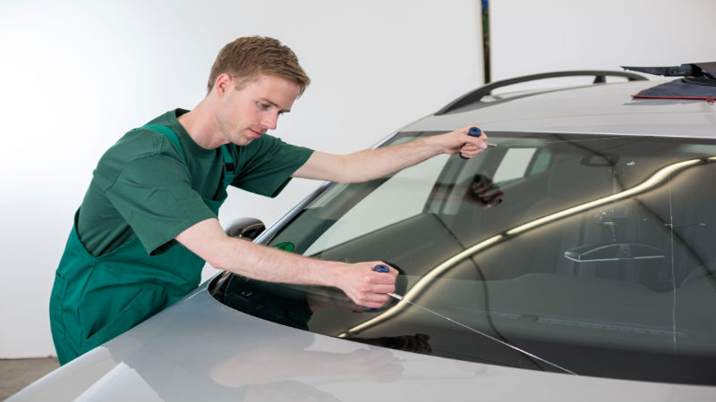 What’s Best; Auto Glass Repair Or Replacement?