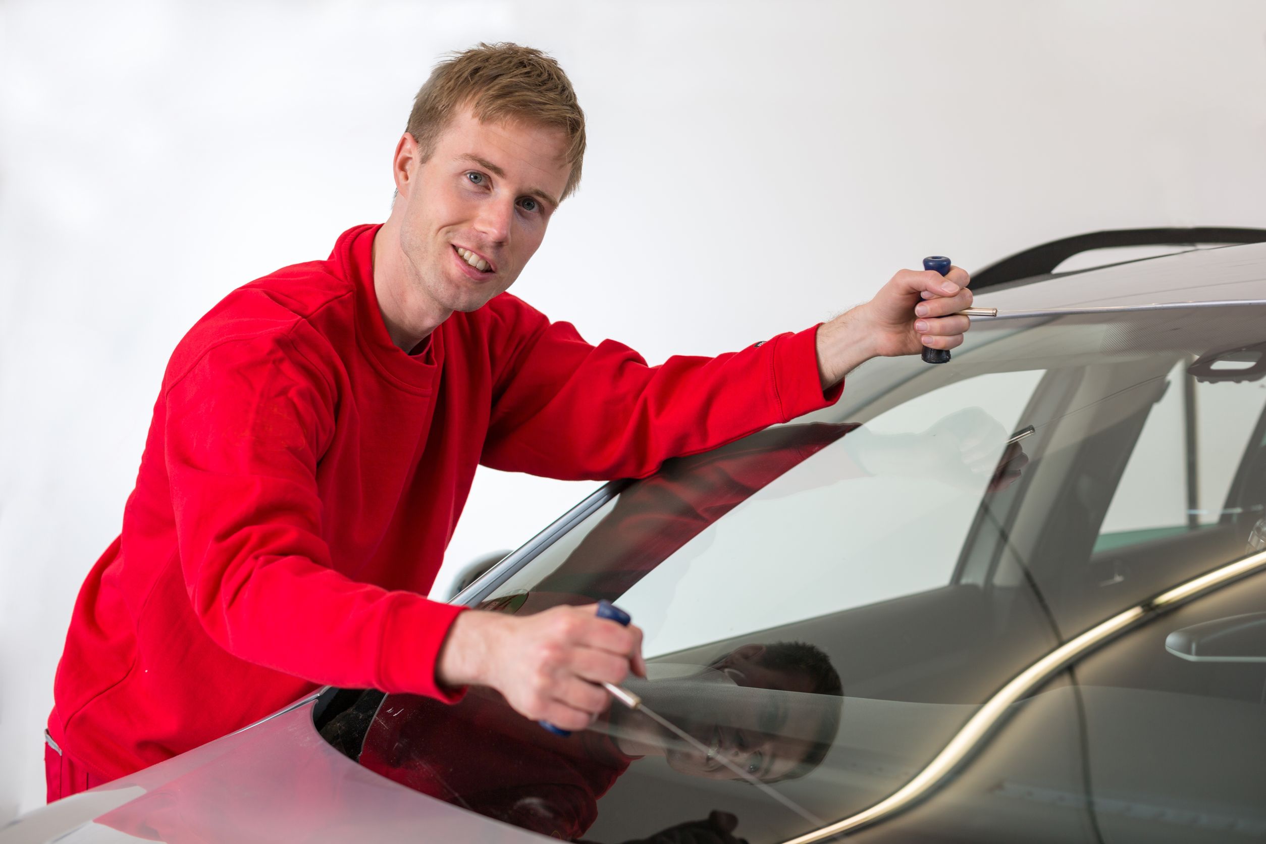 Remain Competitive in the Market: Hire a Glass Company in Long Island