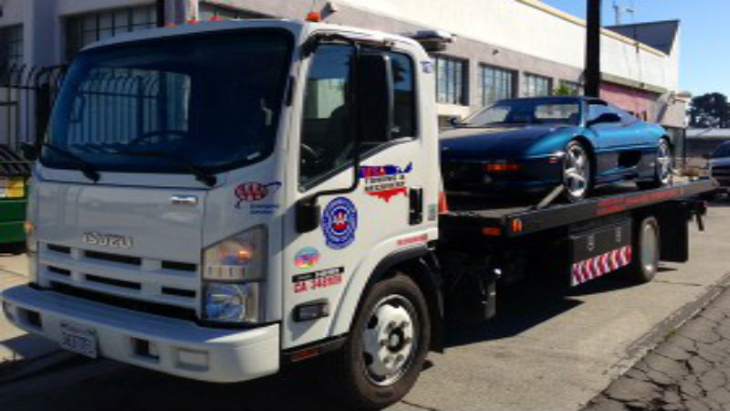 Semi Trailer Towing Requires Skill, Expertise and Fast Response Times