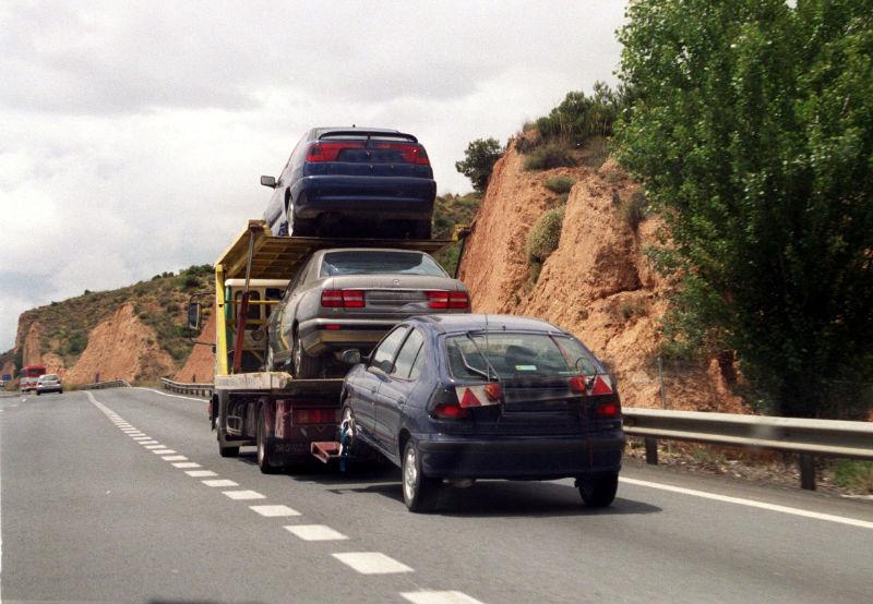 Tips On Using A Trailer Towing Service