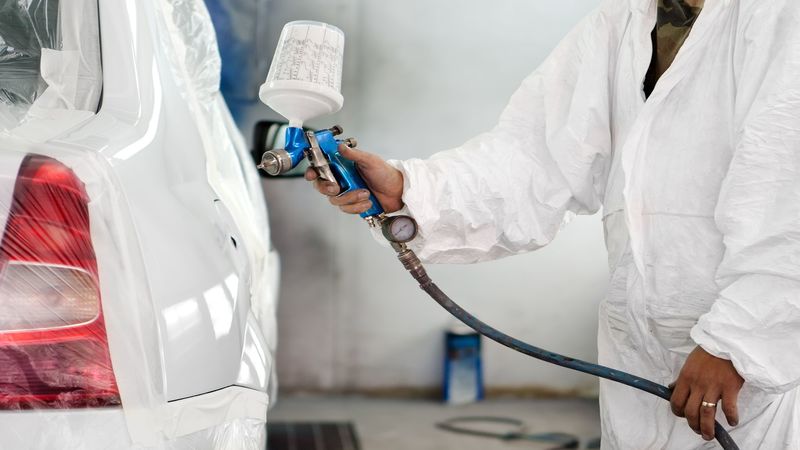 Learn About Two Types of Car Paint Before a Paint Job in Jefferson City